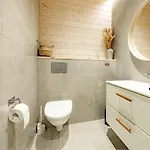 Modern High-quality 4br In Next To Slopes Levi