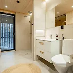 Modern High-quality 4br In Next To Slopes