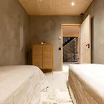 Feriehus Modern High-quality 4br In Next To Slopes *