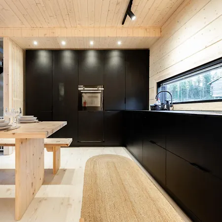Modern High-quality 4br Next To Slopes