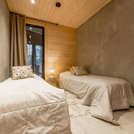 Modern High-quality 4br Next To Slopes *