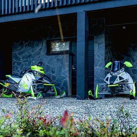 Modern High-quality 4br In Next To Slopes