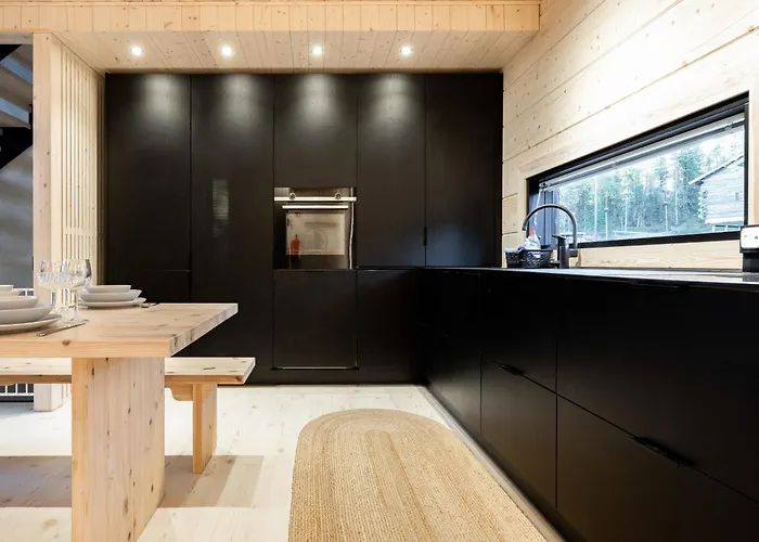 Modern High-quality 4br In Next To Slopes